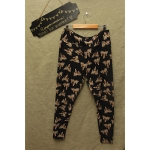 Like NEW LLR TC Disney Castle Legging UNICORN